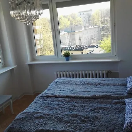 Centrum - Dona 200 Metrow Od Morza